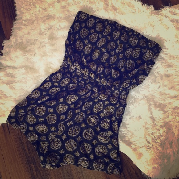 Forever 21 Pants - Forever 21 Aztec Print Strapless Romper